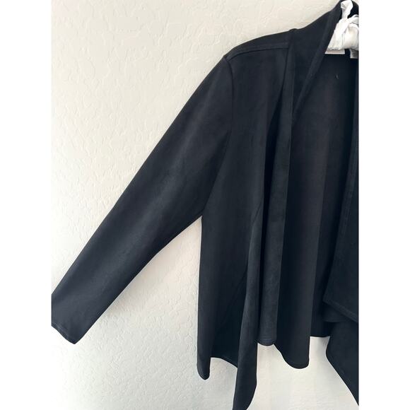 LOGO LORI GOLDSTEIN | Black Faux Suede Waterfall Open Front Jacket | Medium - Picture 3 of 6